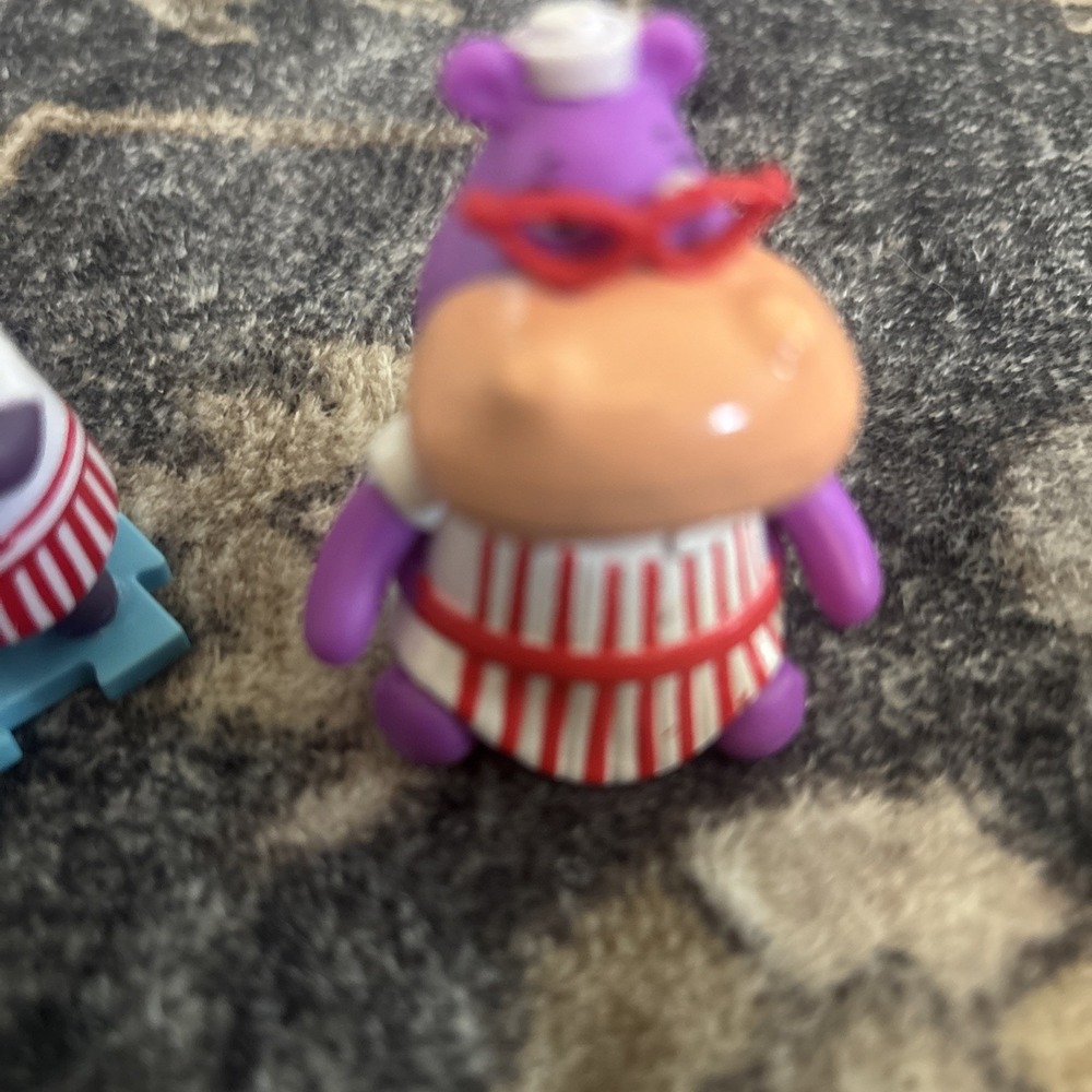 (2) Disney hippo hallie Doc Mcstuffins toy figurines - Picture 3 of 3
